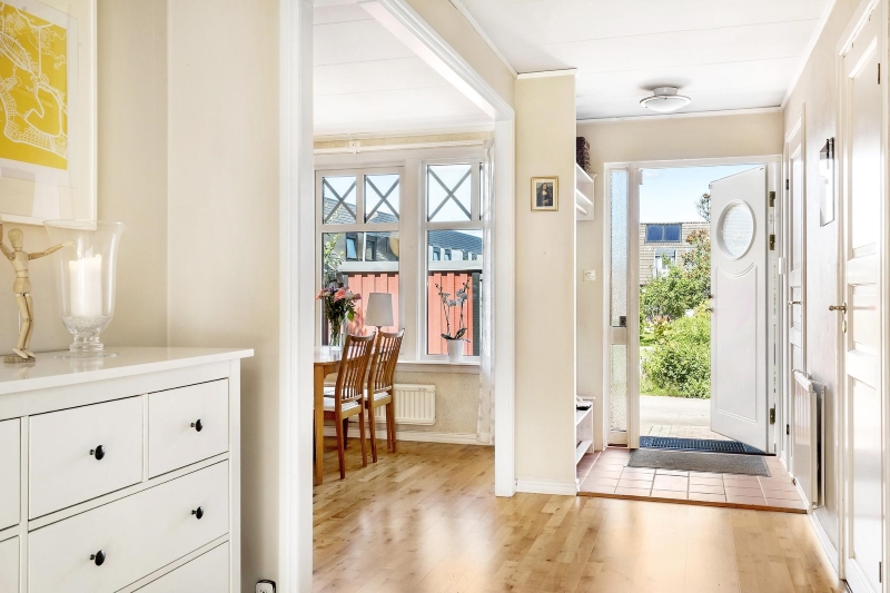 12. Golvlaggning Golvslipning.jpg