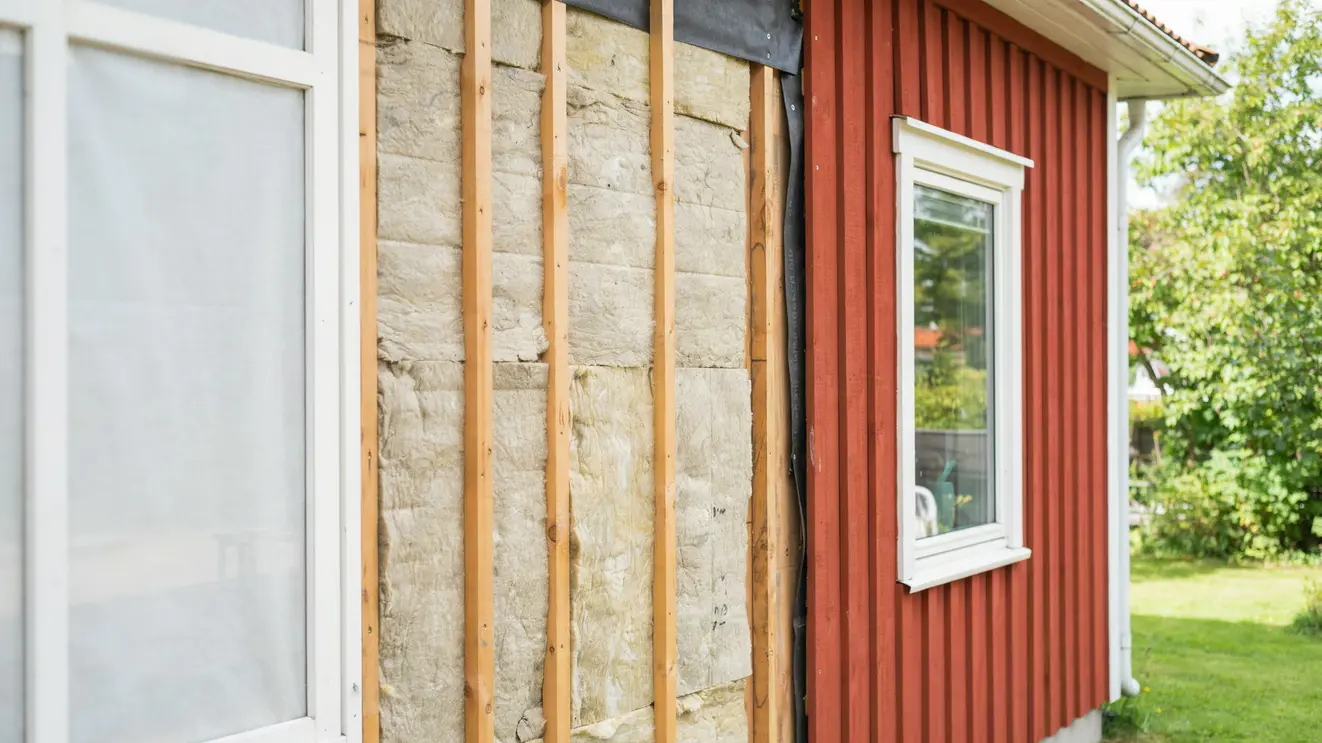 tillaggsisolering fasad yttervagg i akarp burlov skane 1
